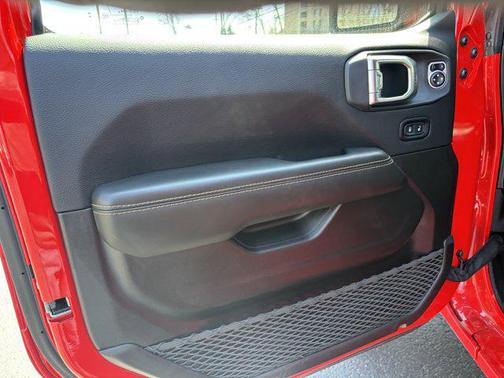 Firecracker Red Clearcoat 2025 Jeep Wrangler 4xe Sahara