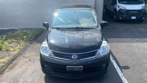 2010 Nissan Versa 1.8 SL