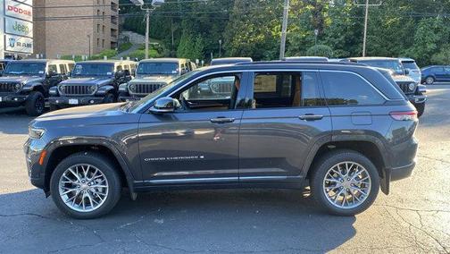 2025 Jeep Grand Cherokee Summit