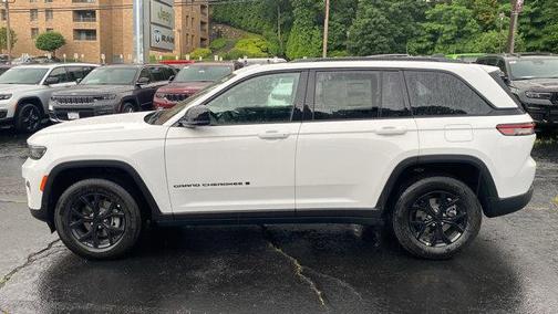 2025 Jeep Grand Cherokee Altitude