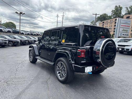 2022 Jeep Wrangler Unlimited 4xe Sahara High Altitude