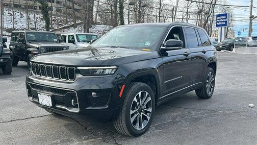 2022 Jeep Grand Cherokee Overland