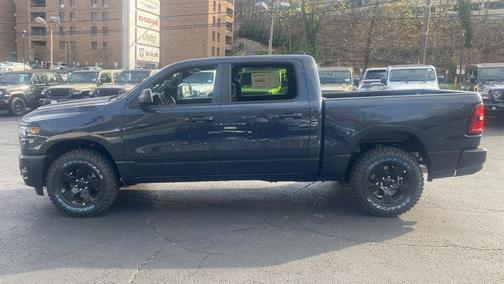 2025 RAM 1500 Warlock Crew Cab 4x4 5'7' Box