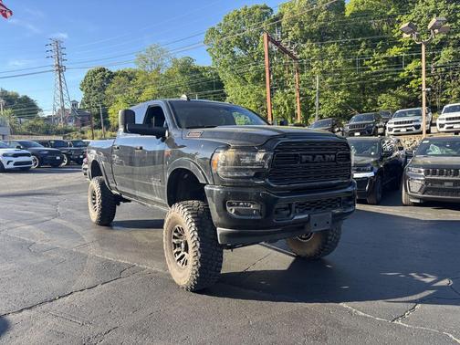 Diamond Black Crystal Pearlcoat 2021 RAM 2500 Limited Crew Cab 4x4 6'4' Box