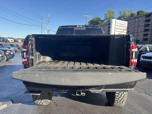 Diamond Black Crystal Pearlcoat 2021 RAM 2500 Limited Crew Cab 4x4 6'4' Box