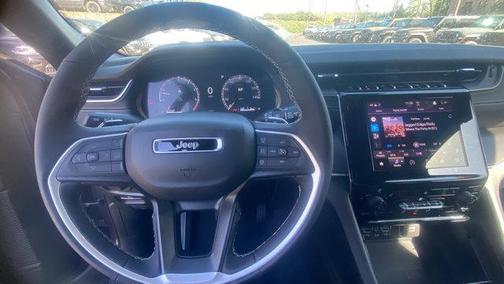2025 Jeep Grand Cherokee L Altitude