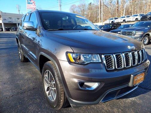 Photo 2 of 29 of 2019 Jeep Grand Cherokee Limited