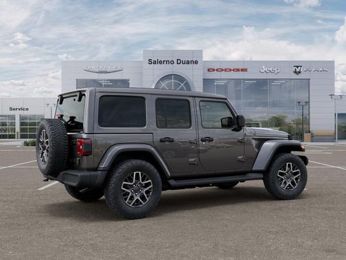 Granite Crystal Metallic Clearcoat 2027 Jeep Wrangler Sahara
