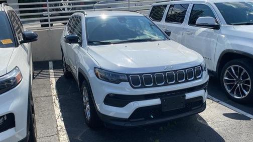 2022 Jeep Compass Latitude Lux