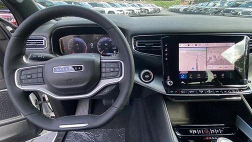 2025 Jeep Wagoneer Base