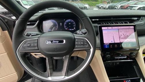 2025 Jeep Grand Cherokee Limited X