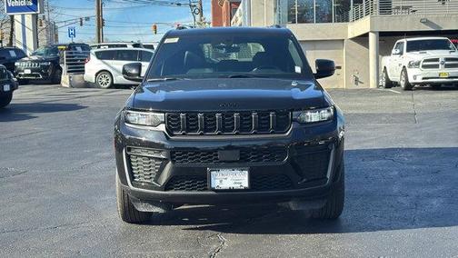 2026 Jeep Grand Cherokee Altitude