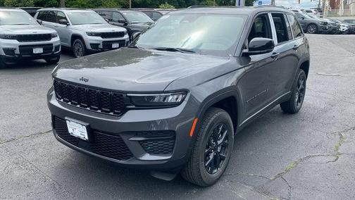 2025 Jeep Grand Cherokee Altitude