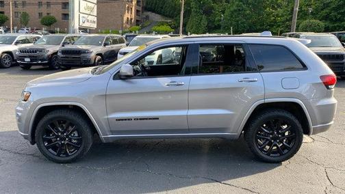 2021 Jeep Grand Cherokee Laredo