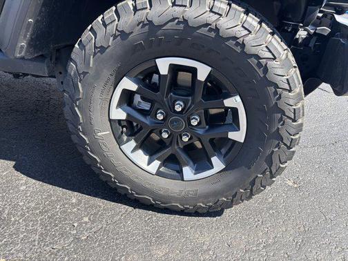 Black Clearcoat 2025 Jeep Wrangler 4xe Rubicon