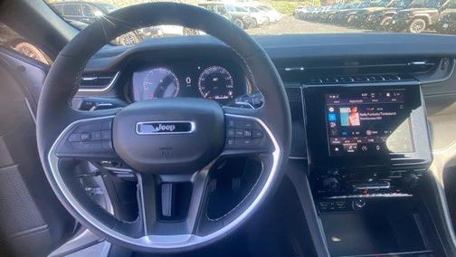 2025 Jeep Grand Cherokee L Altitude