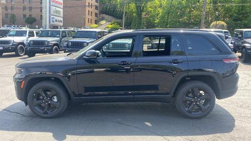 2025 Jeep Grand Cherokee Limited X