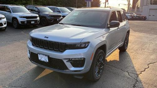 2025 Jeep Grand Cherokee Summit