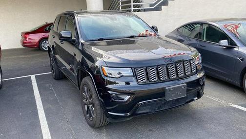2022 Jeep Grand Cherokee Laredo