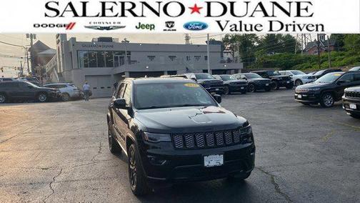 2022 Jeep Grand Cherokee Laredo