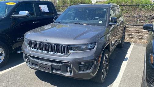 2022 Jeep Grand Cherokee Overland