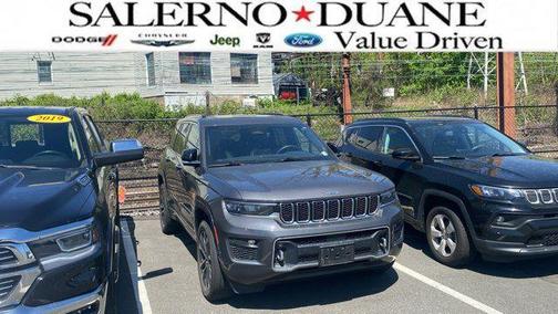 2022 Jeep Grand Cherokee Overland