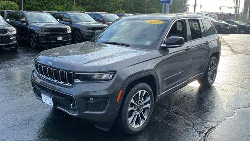 2022 Jeep Grand Cherokee Overland
