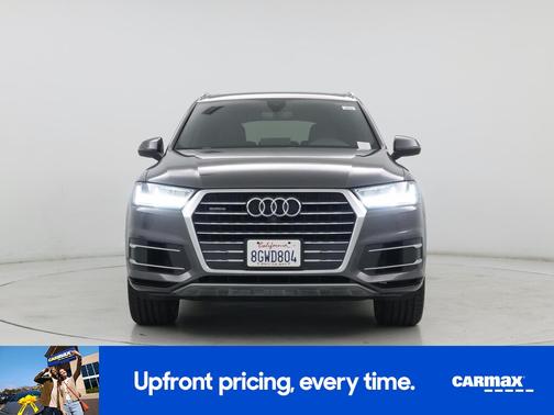Gray 2019 Audi Q7 Premium Plus