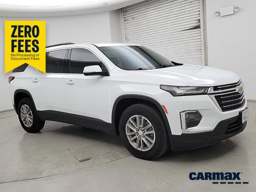 White 2022 Chevrolet Traverse LT Leather