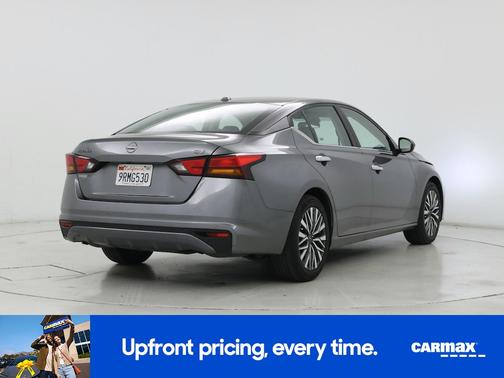 2023 Nissan Altima SV