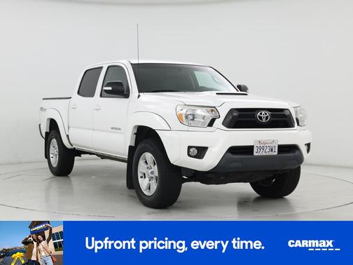 White 2015 Toyota Tacoma Prerunner