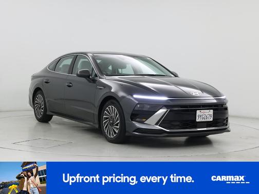 Gray 2025 Hyundai SONATA Hybrid SEL