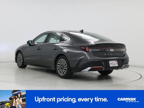 Gray 2025 Hyundai SONATA Hybrid SEL