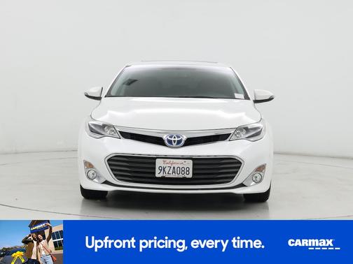 White 2015 Toyota Avalon Hybrid XLE Premium