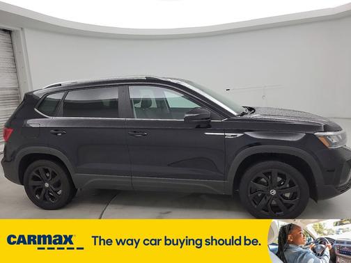 2022 Volkswagen Taos SE