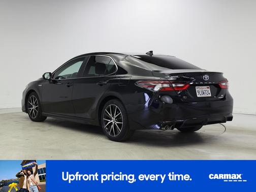 2021 Toyota Camry Hybrid SE