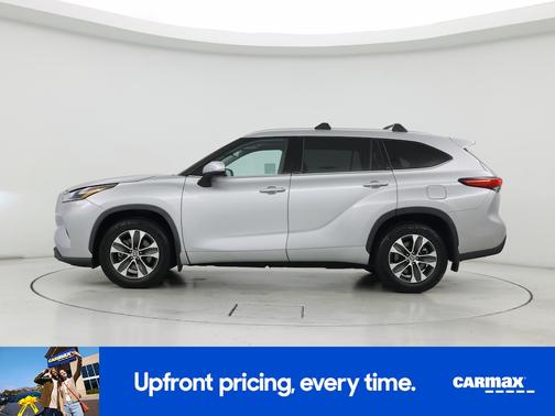 Silver 2021 Toyota Highlander XLE