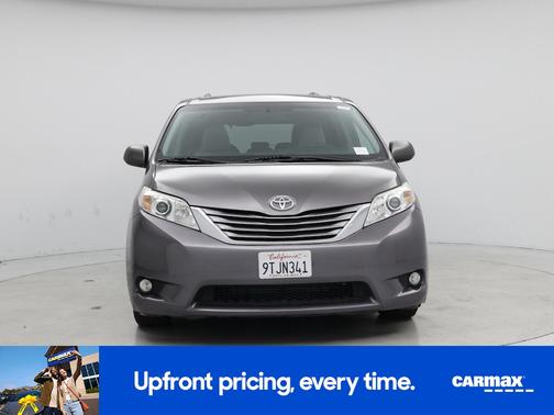 2017 Toyota Sienna XLE