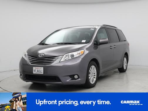 2017 Toyota Sienna XLE