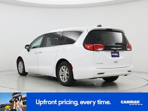 White 2023 Chrysler Voyager LX