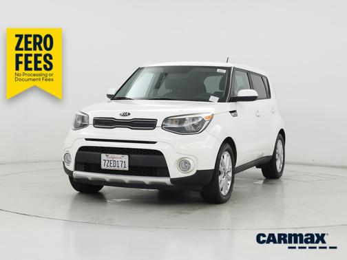 White 2018 Kia Soul +