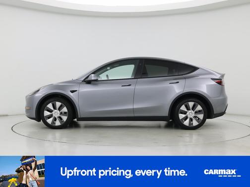 Gray 2024 Tesla Model Y Long Range