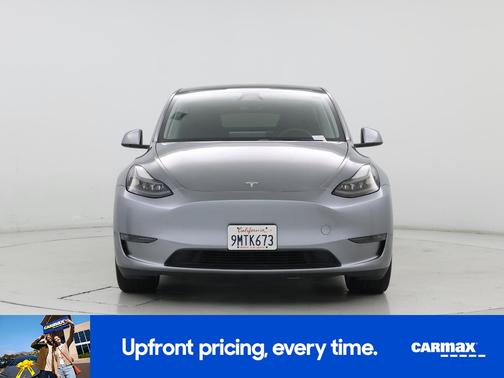 Gray 2024 Tesla Model Y Long Range