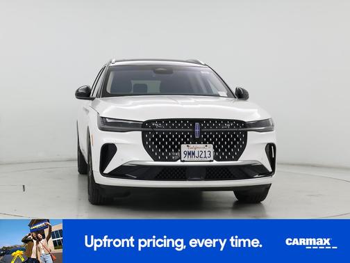 2024 Lincoln Nautilus Reserve