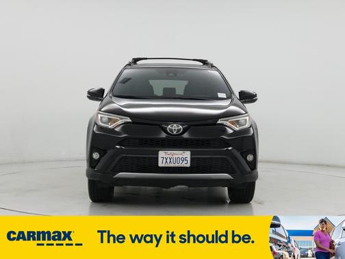 2017 Toyota RAV4 SE