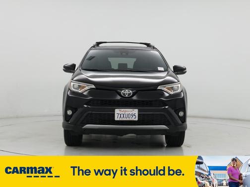 2017 Toyota RAV4 SE