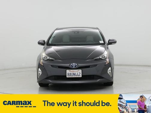 2017 Toyota Prius Three Touring