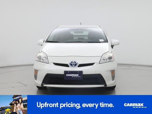 White 2015 Toyota Prius Two