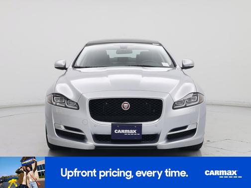 2017 Jaguar XJ R-Sport