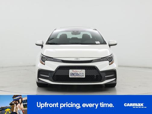 White 2020 Toyota Corolla SE